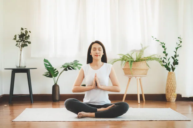 Evde Yoga | 8 Yeni Başlayan Yoga Hareketi